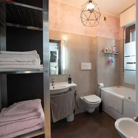 Grazioso Immerso Nel